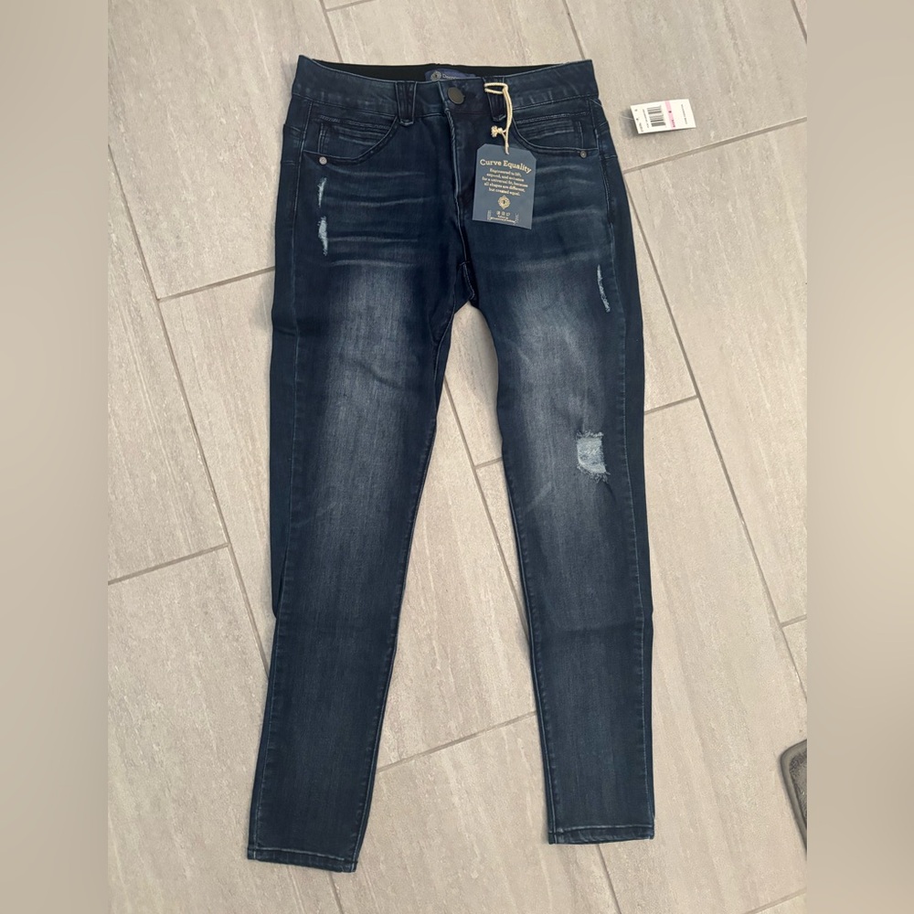 Democracy jegging size 6 NWT